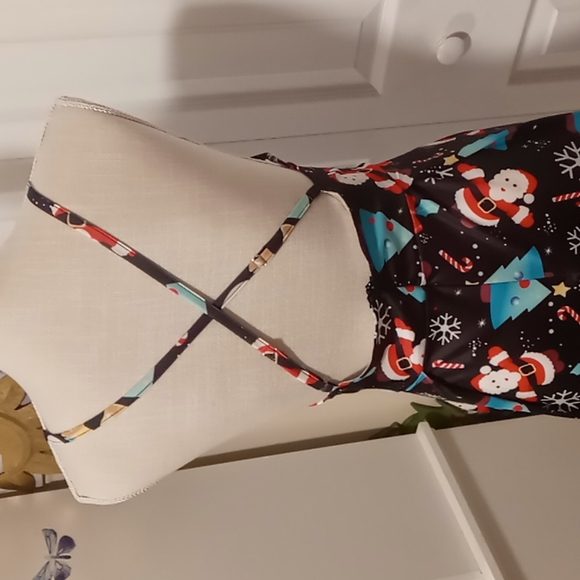 🎀 V-Neck Holiday Christmas Spaghetti Strap A line Dress w/Pockets Size Xl NWT - Picture 4 of 7